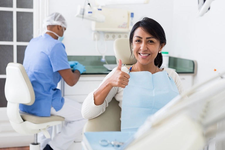 6 Signs You Should Schedule a Dentist Visit